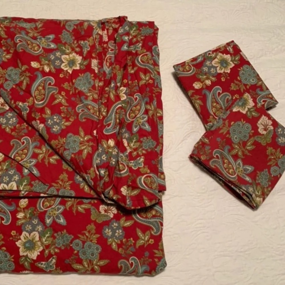 Pottery Barn Queen Duvet & Shams (2)